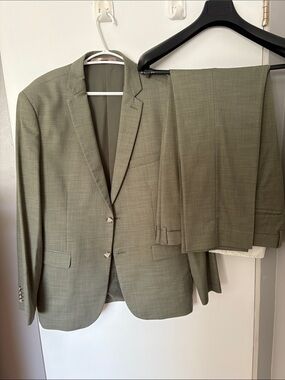 RW&CO. Olive Green Two-Piece Suit Jacket and Trousers